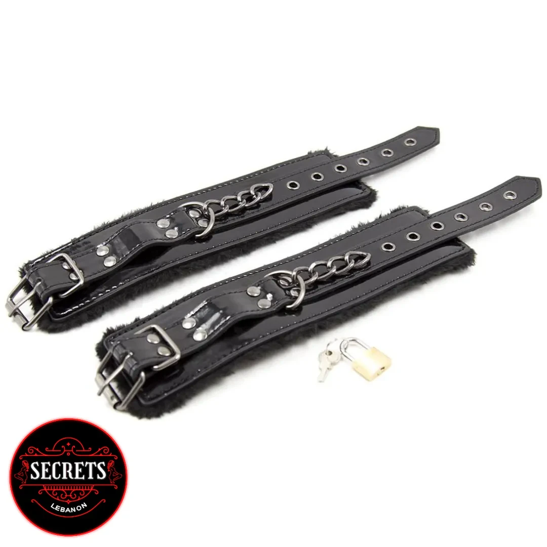 Locking Fur Wrist Restraints in black with silver chain and padlock
