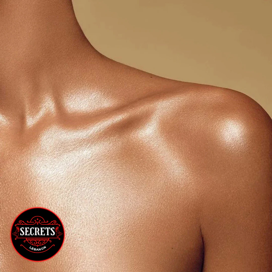 Vaseline Vitalising Body Oil effect on glowing moisturised bare shoulder skin